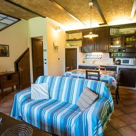 Il Fienile 蒙特里久尼