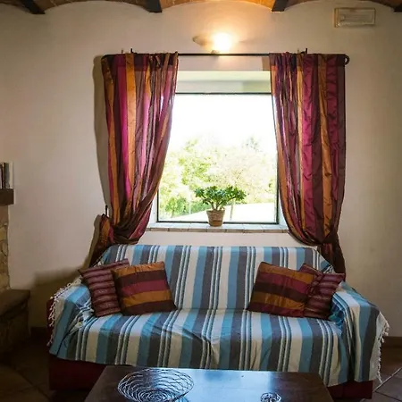 Il Fienile 蒙特里久尼