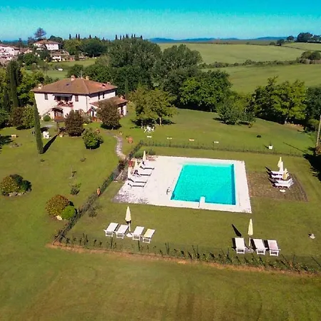 Il Fienile 蒙特里久尼